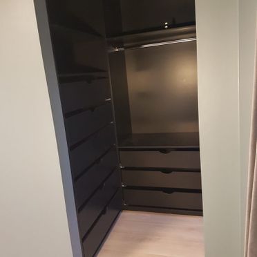 Walk-in closet